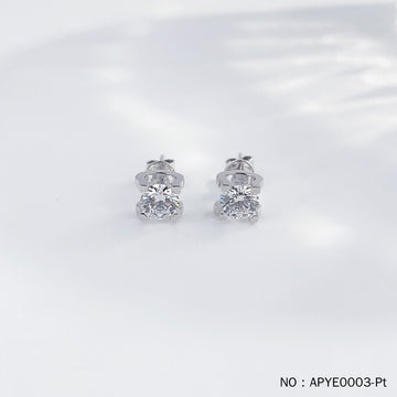 MaisieLin | Bullhead Four-Claw Pt950 Platinum Lab-Grown Diamond Earrings (Stud Style)
