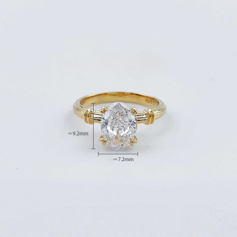 MaisieLin | Vintage Classic Engagement Ring with Artistic Shank, Four-Claw Setting, Dazzling & Size-Enhancing 18K Yellow Gold Lab-Grown Fancy Shape Diamond Ring for Women