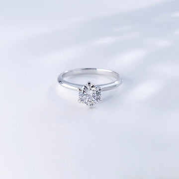 MaisieLin | Stylish Minimalist Straight-Shank Four-Claw Pt950 Platinum Lab-Grown Diamond Ring for Women