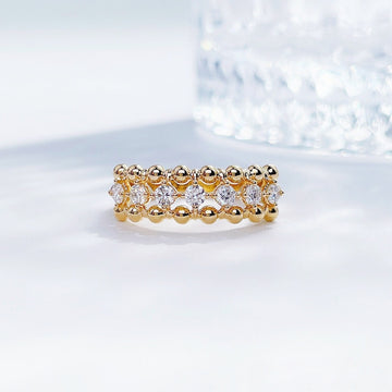 MaisieLin | Dazzling Gold Hoop Light Luxury Stylish Artistic Shank 18K Yellow Gold Lab-Grown Diamond Ring for Women