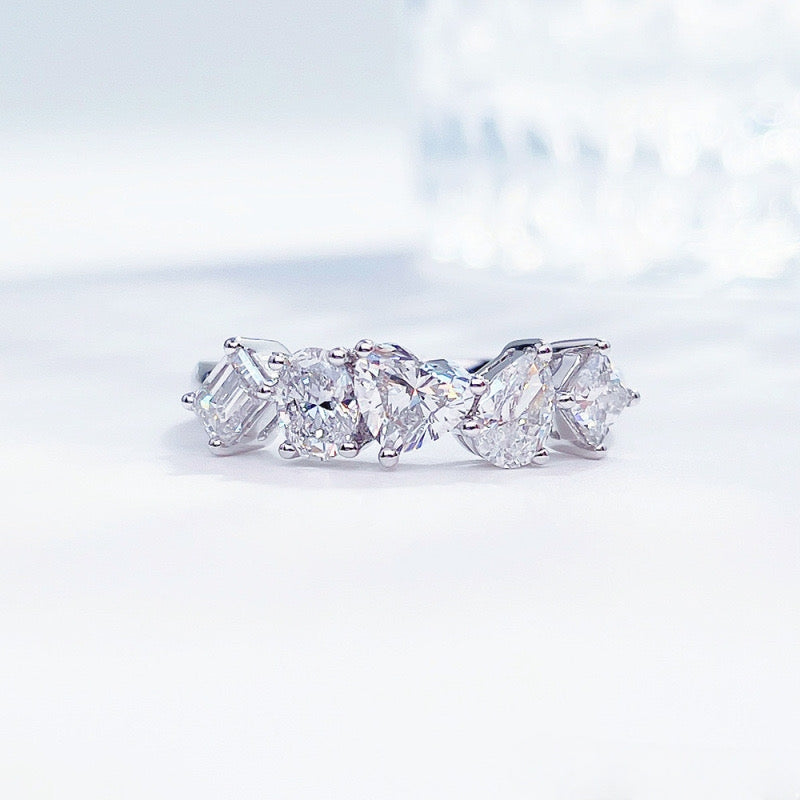 MaisieLin | Stylish Light Luxury Fancy-Shaped Straight-Shank Pt950 Lab-Grown Diamond Ring for Women